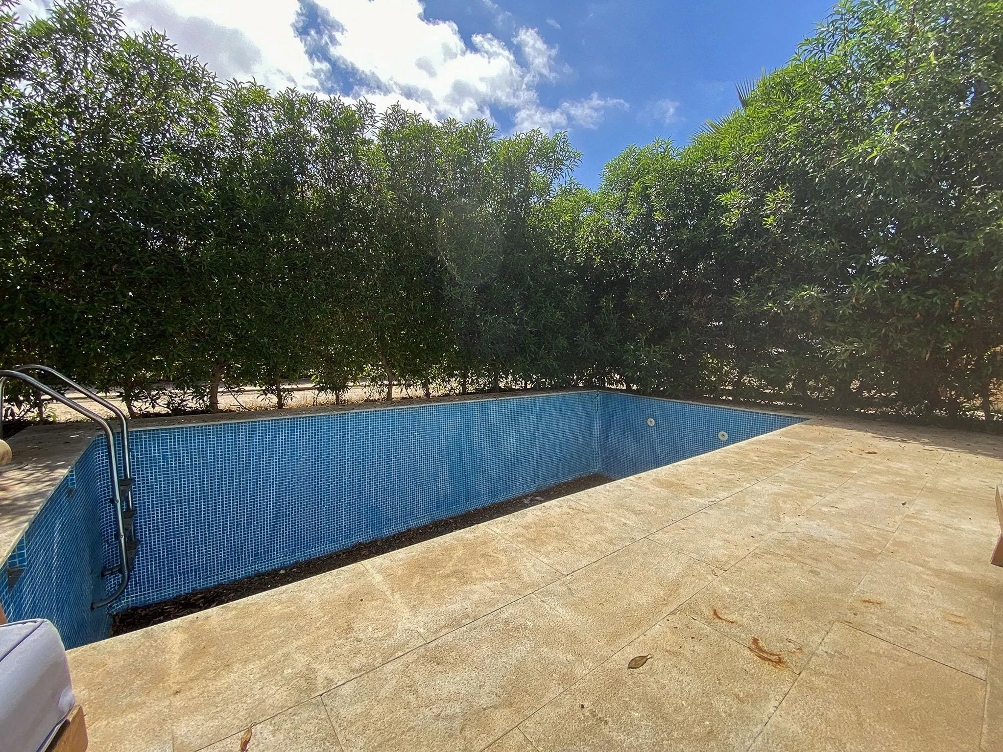 Villa, piscine en résidence sécurisée. - الدار البيضاء