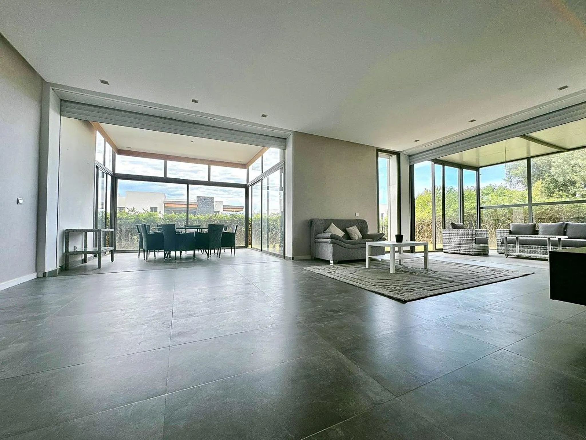 Spacieux Rez-de-jardin à vendre - الدار البيضاء