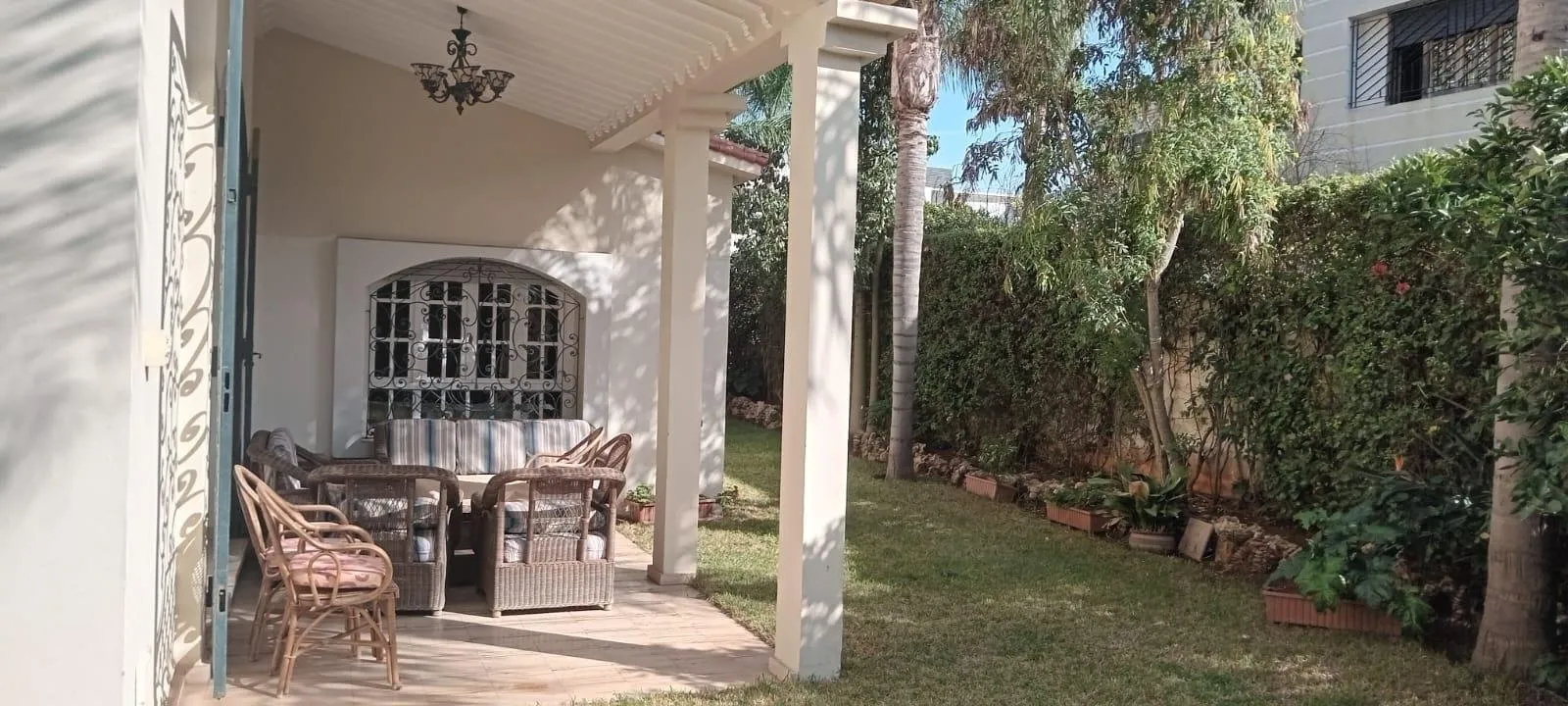 Magnifique Villa À Vendre À Sidi Maarouf - الدار البيضاء