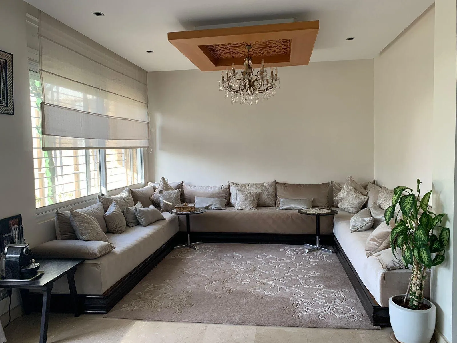 Villa De Charme À Vendre À CGI Bouskoura - الدار البيضاء (4)