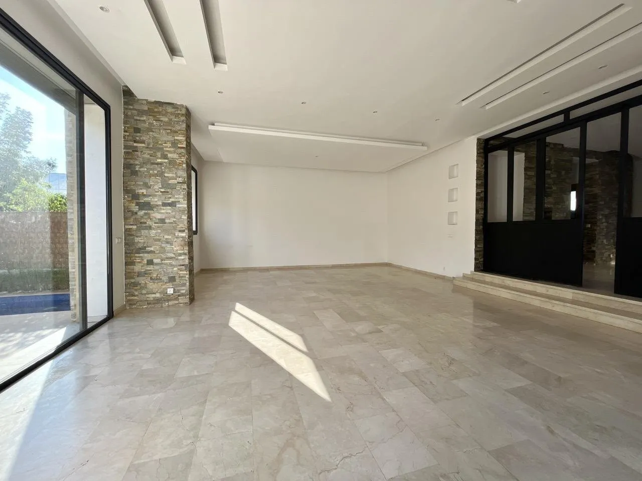 Villa Familiale Spacieuse à Dar Bouazza - الدار البيضاء (3)