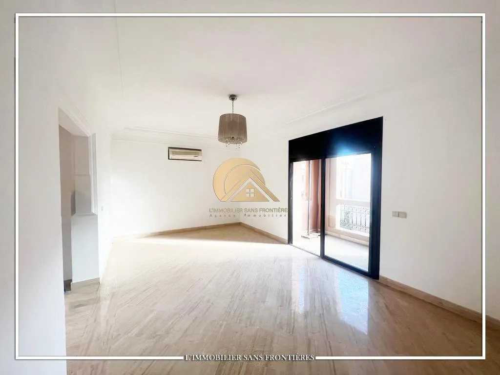Appartement à vendre 100m², piscine collective, Targa - مراكش