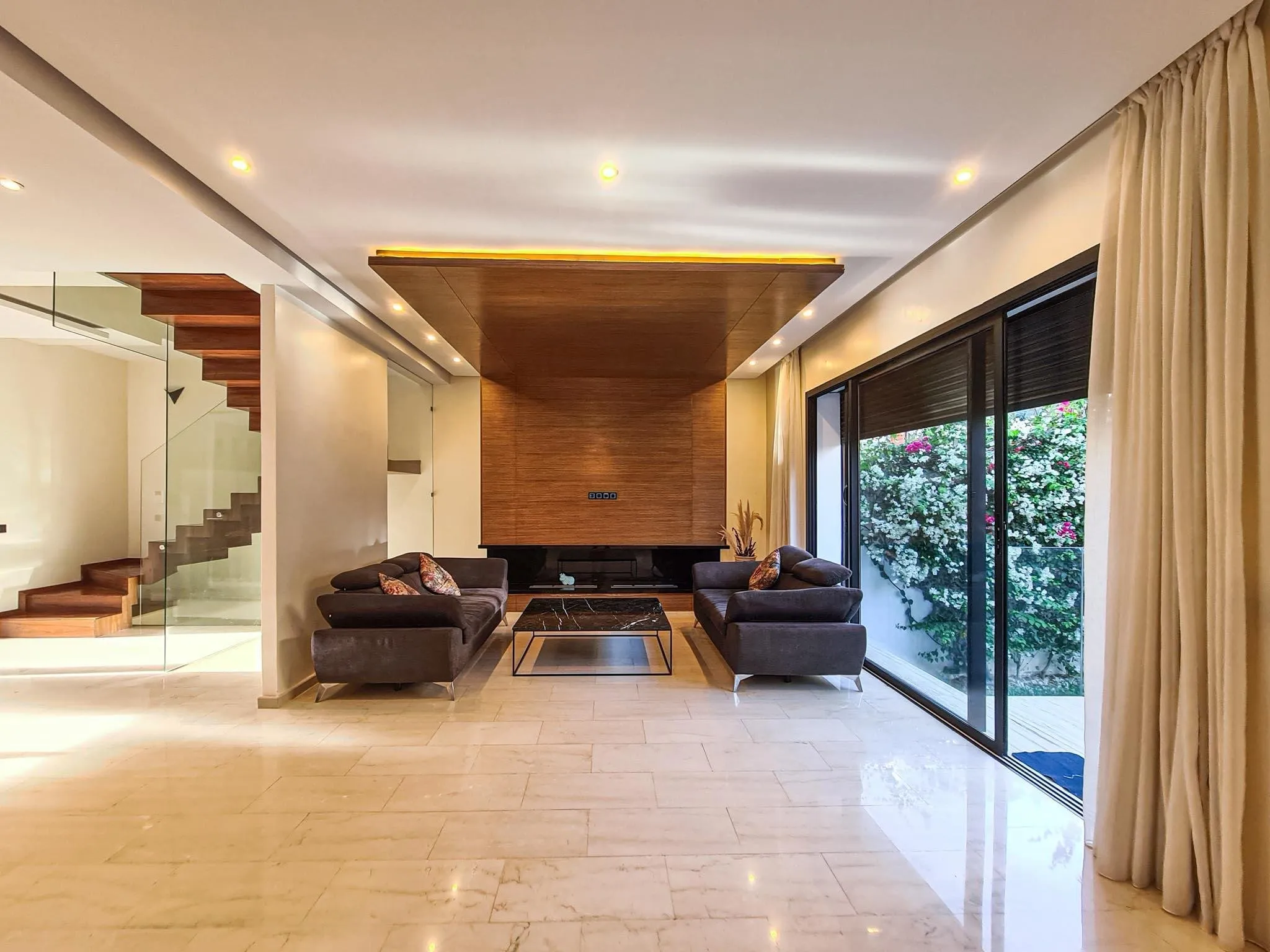 Magnifique villa d’architecte 4 chambres - الدار البيضاء (3)