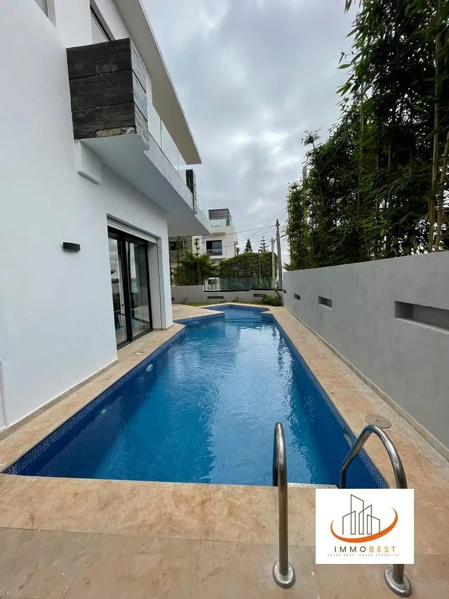 Villa exceptionnelle en  vente, Vue mer à Dar bouazza 3 CH - الدار البيضاء