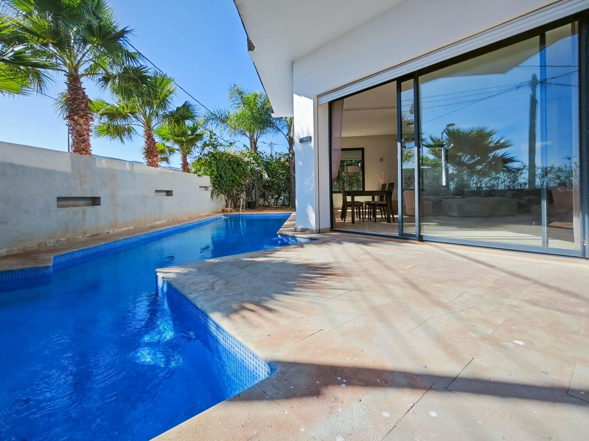 Villa exceptionnelle avec roof-top et vue océan. - الدار البيضاء (2)