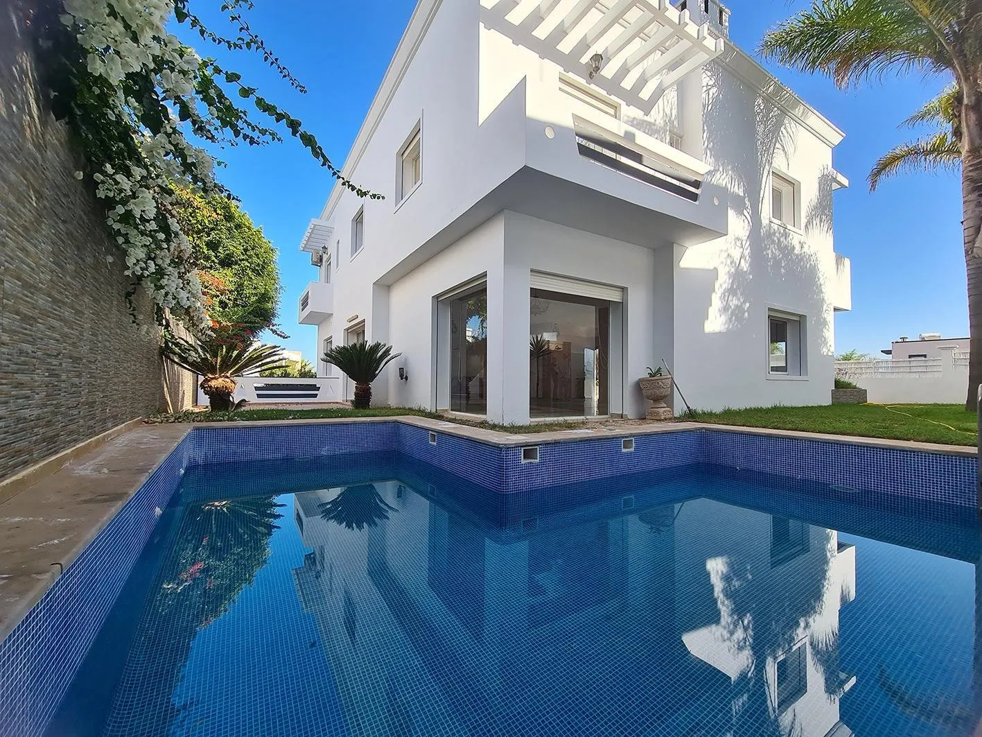 Jolie villa à vendre proche de l'école belge. - الدار البيضاء