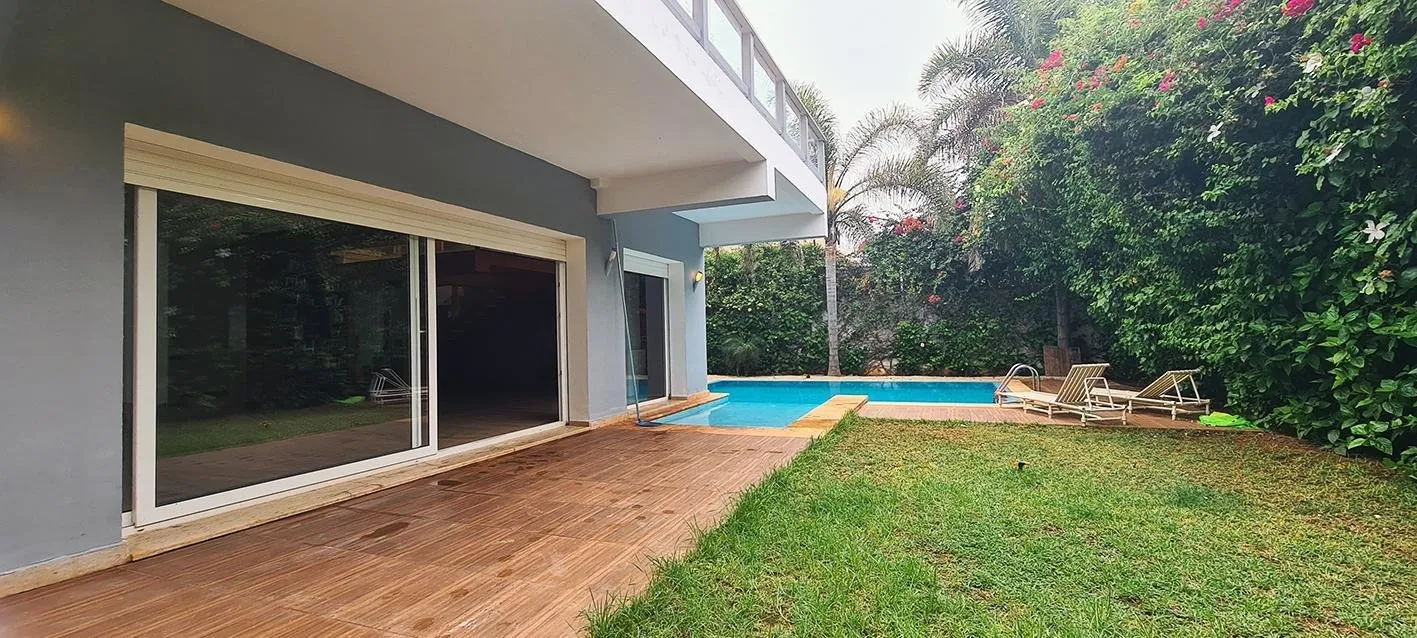Villa en vente et à rénover, quartier Nawrass. - الدار البيضاء