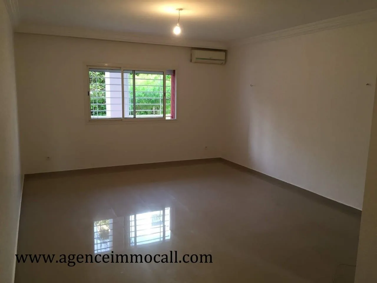 Appartement en vente à Riad Ouled Mtaa - Rabat - تمارة