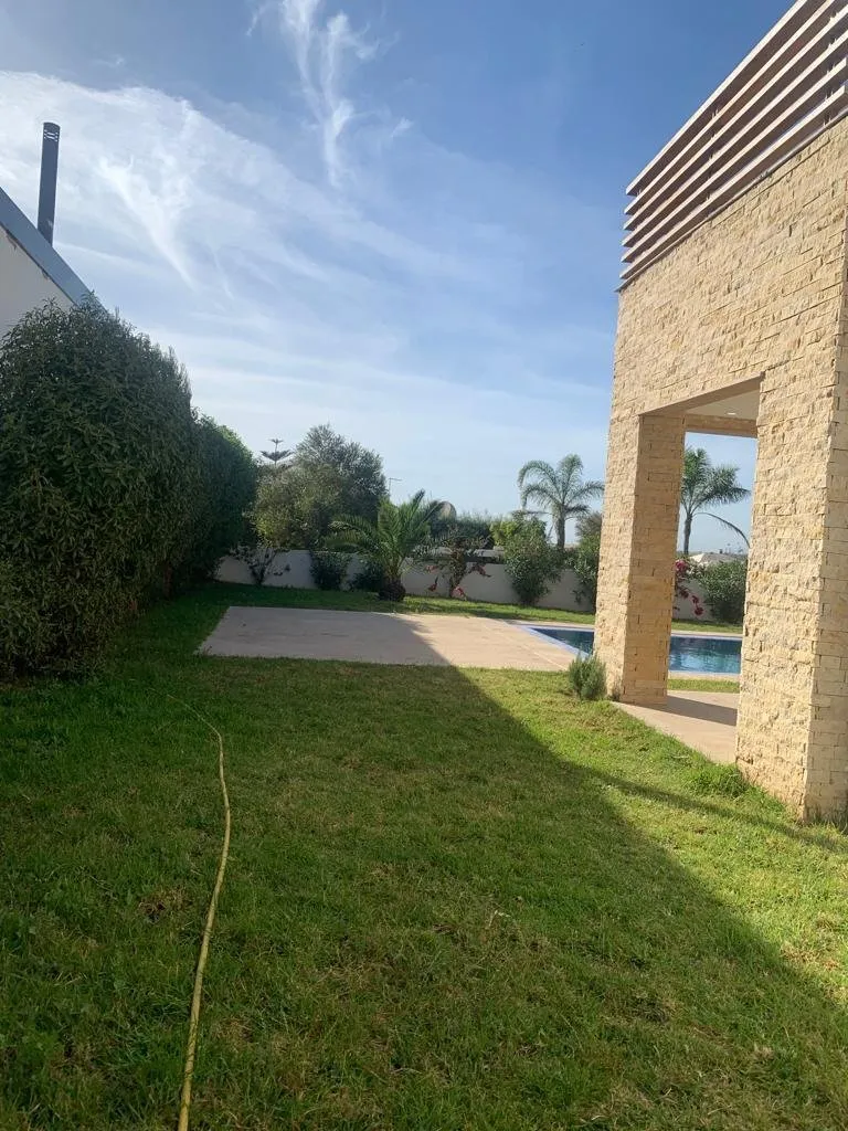 Villa à Vendre à Bouskoura Casablanca - الدار البيضاء (4)