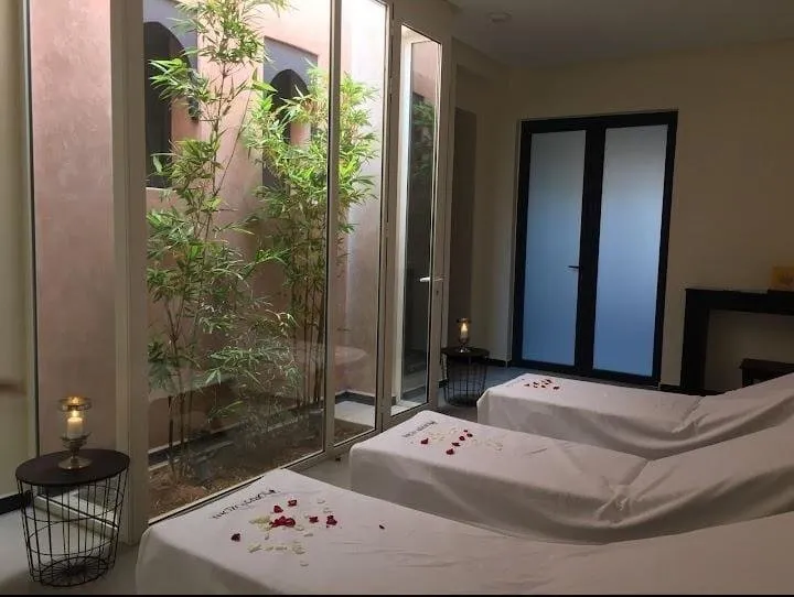BELLE VILLA USAGE COMMERCIAL A MARRAKECH - مراكش (2)