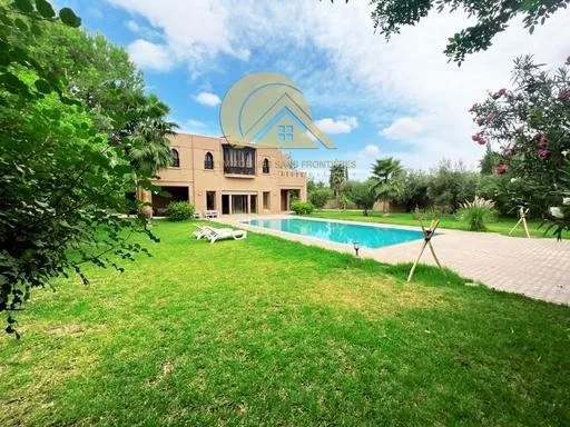 Villa moderne à vendre  3700m² Route Ouarzazate km12 - مراكش