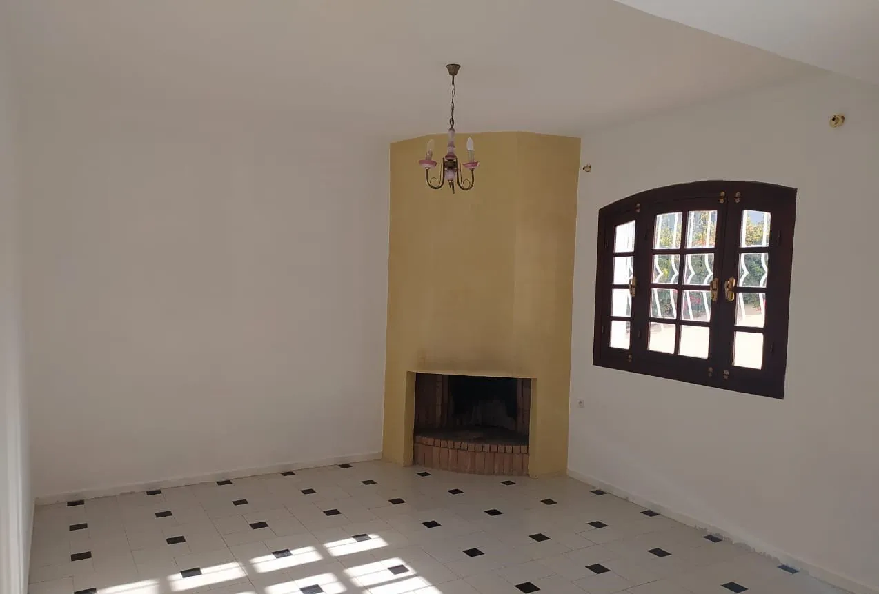 Coquette Villa bien ensoleillé proche de Mahaj Riad - الرباط (3)
