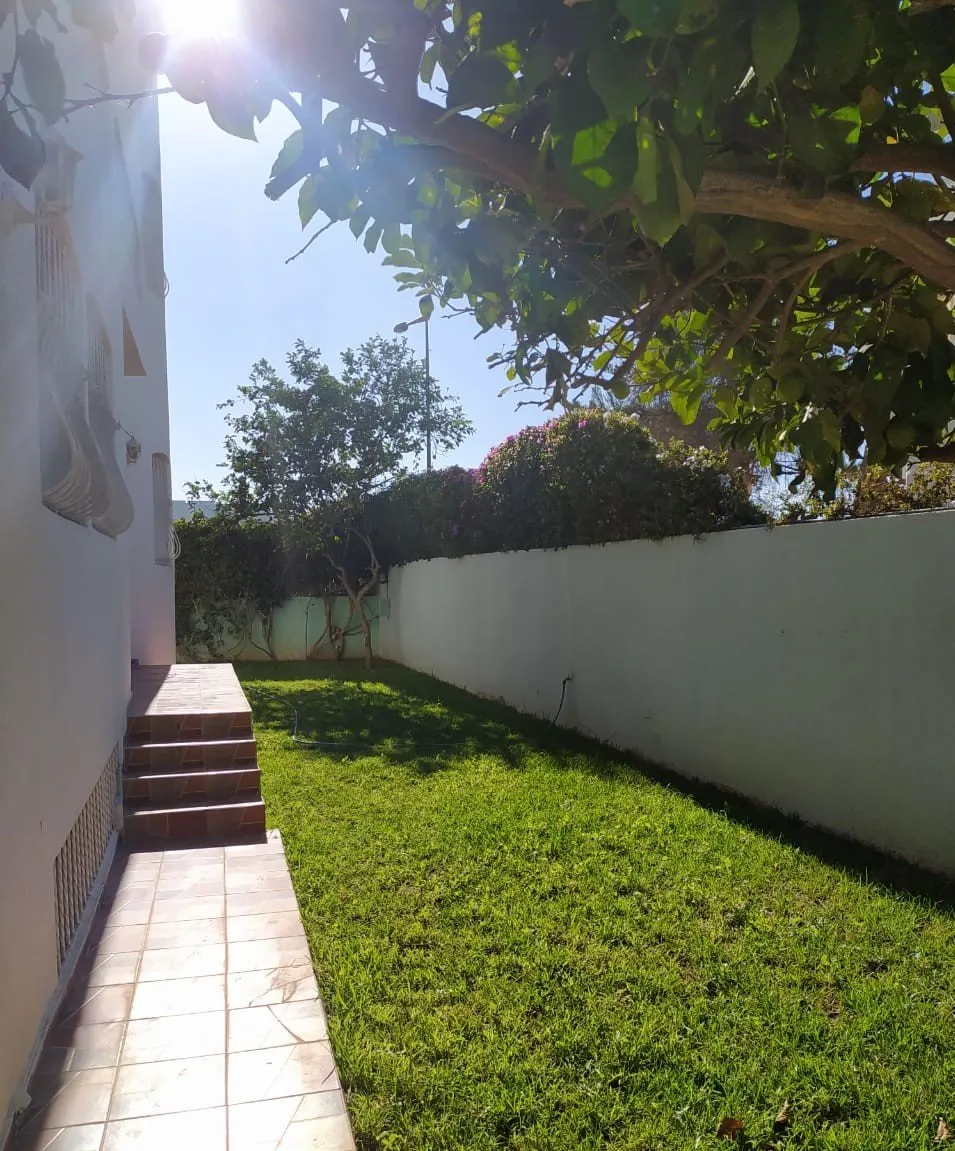 Coquette Villa bien ensoleillé proche de Mahaj Riad - الرباط