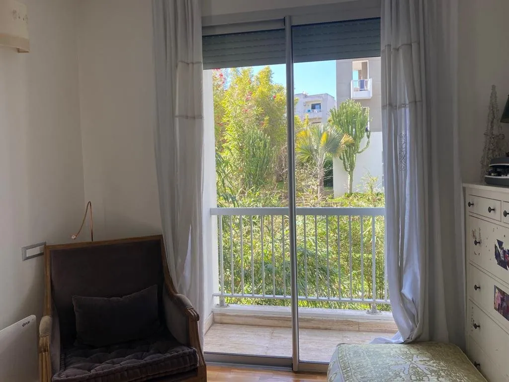 Joli appartement sans vis-à-vis à Hay Riad - الرباط (4)