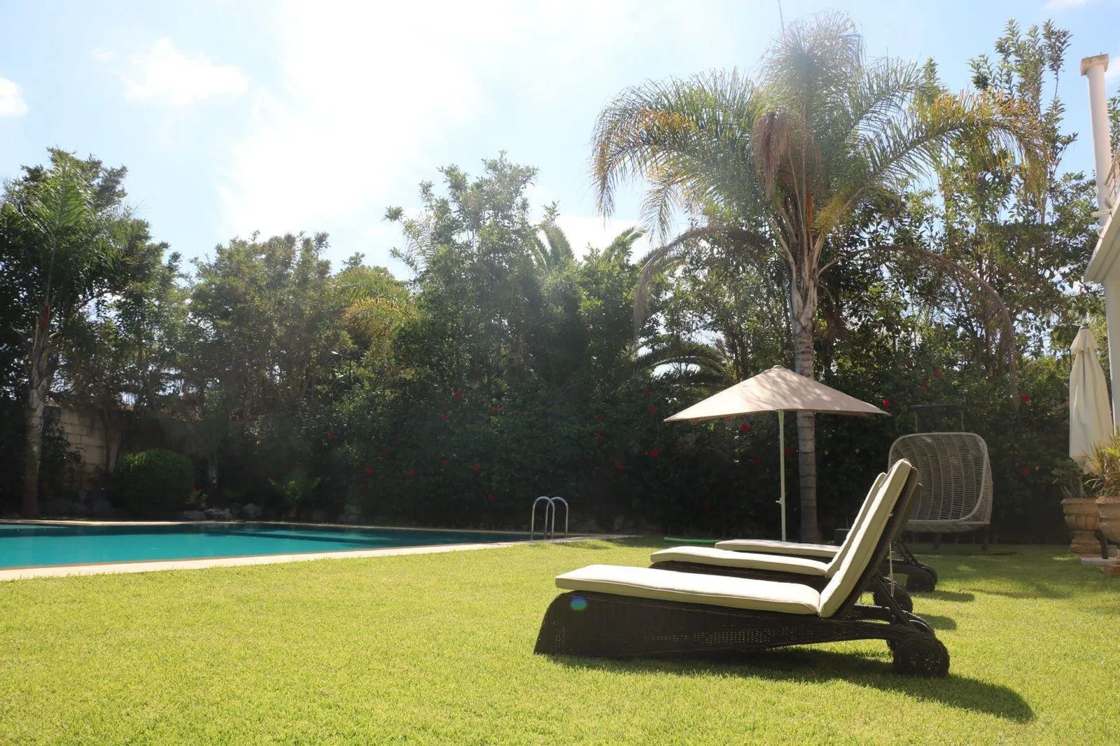 Villa Bouskoura piscine, beau jardin Ã  vendre - بوسكورة (2)