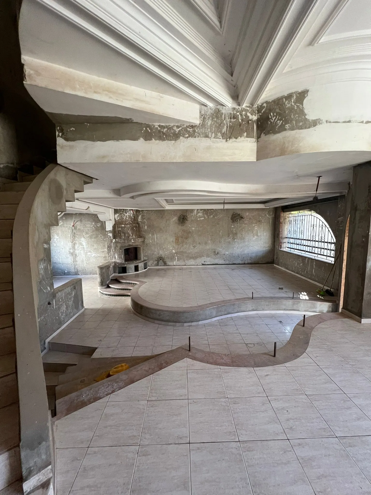 Une magnifique villa semi fini a Hay Riad - الرباط (4)