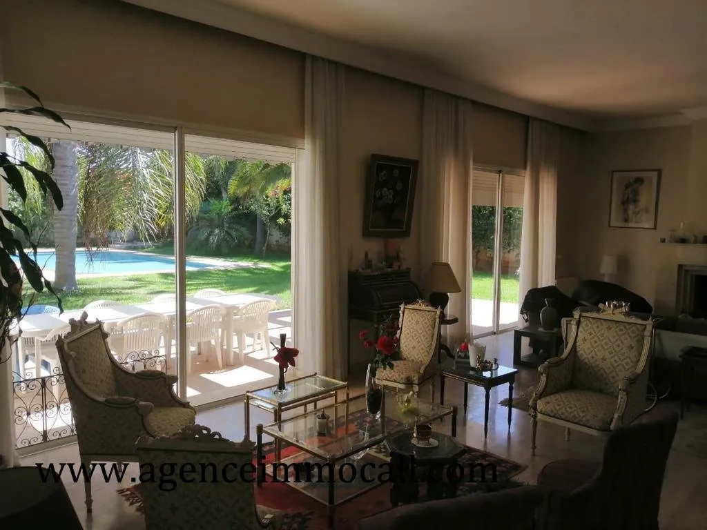 villa à vendre située à SOUISSI-Rabat - الرباط (2)