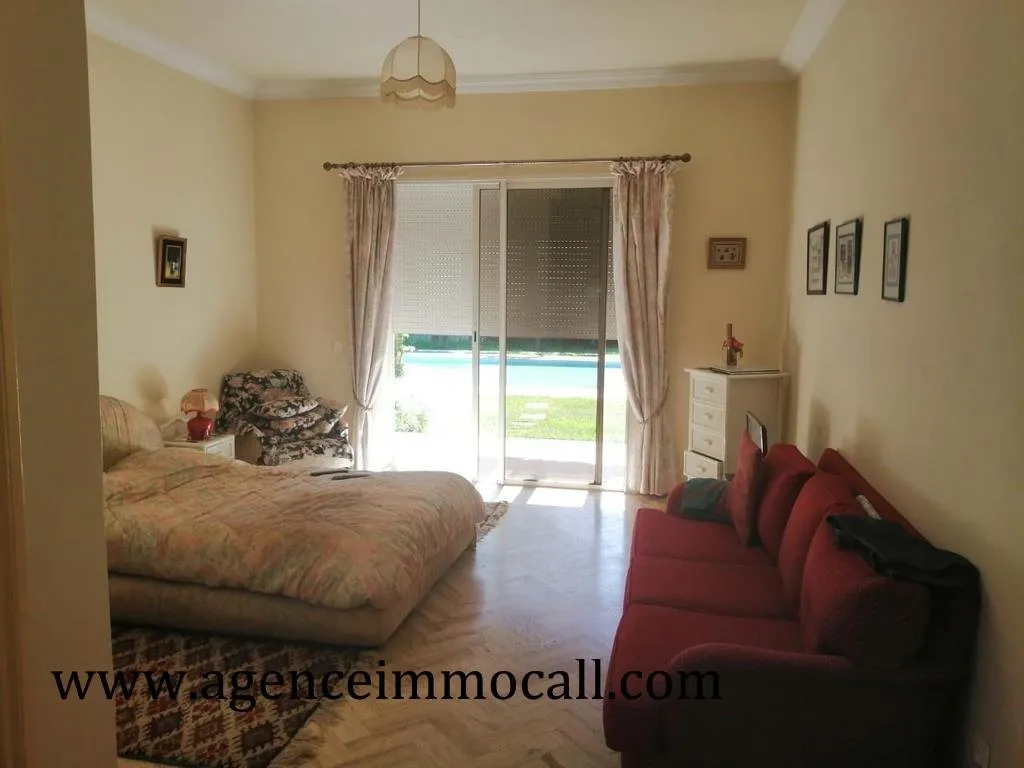 villa à vendre située à SOUISSI-Rabat - الرباط (3)