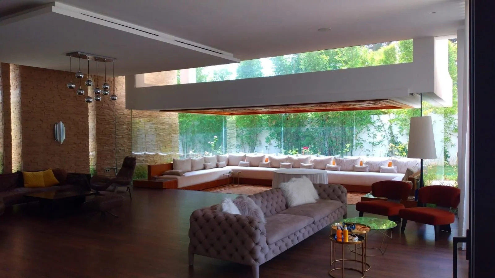 Villa de luxe à Souissi - الرباط (2)