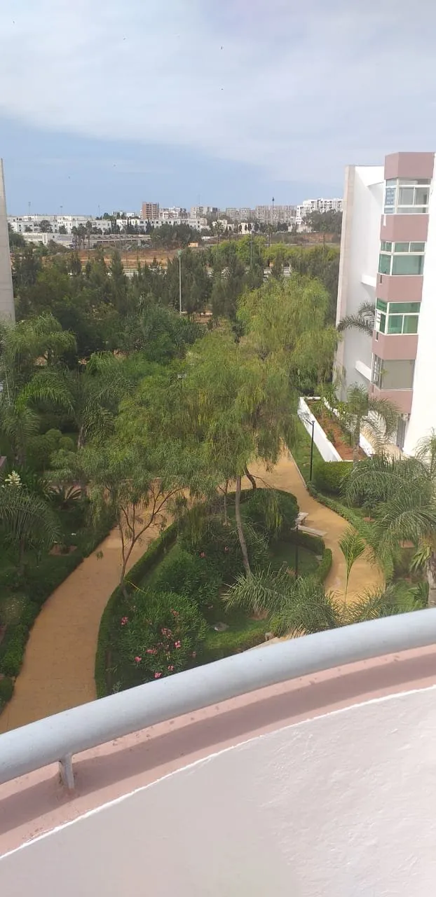 Bel Appartement bien ensoleillé à Guiche Oudaya - الرباط