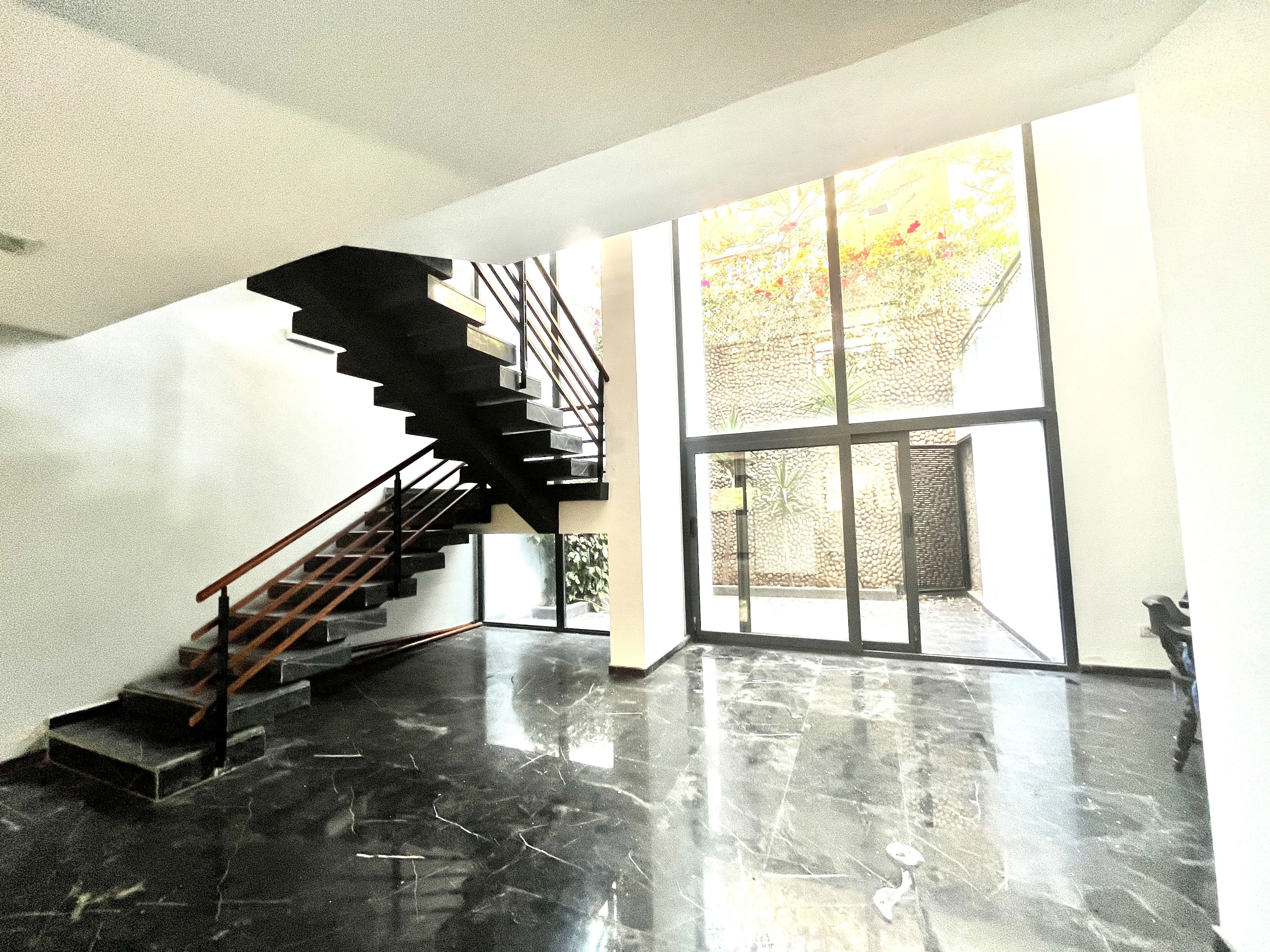 Villa moderne de 4 chambres à Nawrass - الدار البيضاء (4)