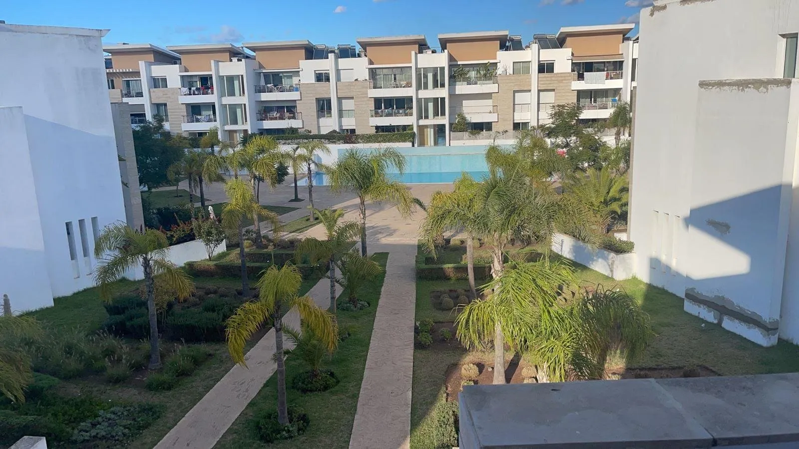 Bel appartement à la ville verte Bouskoura - بوسكورة (4)