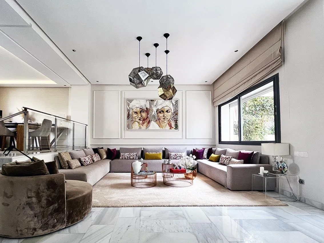 Élégante villa contemporaine avec piscine. - الدار البيضاء (3)