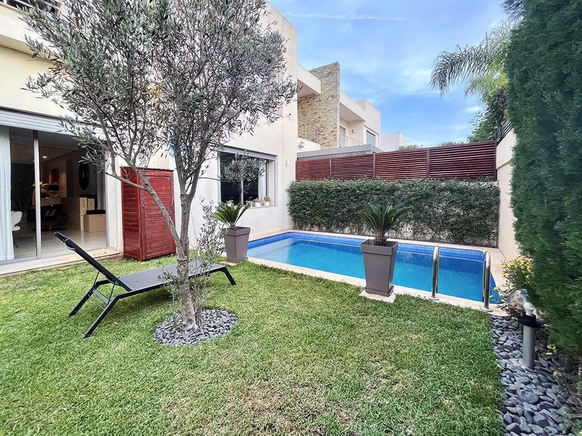 Villa avec 4 chambres, jardin et piscine. - الدار البيضاء