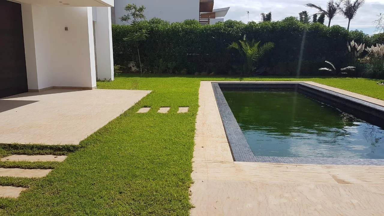 Villa à Vendre Bouskoura Casablanca - الدار البيضاء (2)