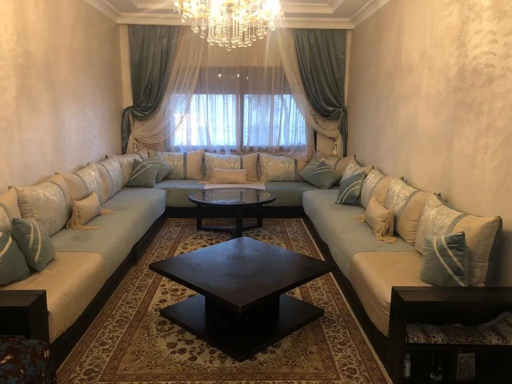 joli appartement en vente dans immeuble bien entretenu - الرباط (2)