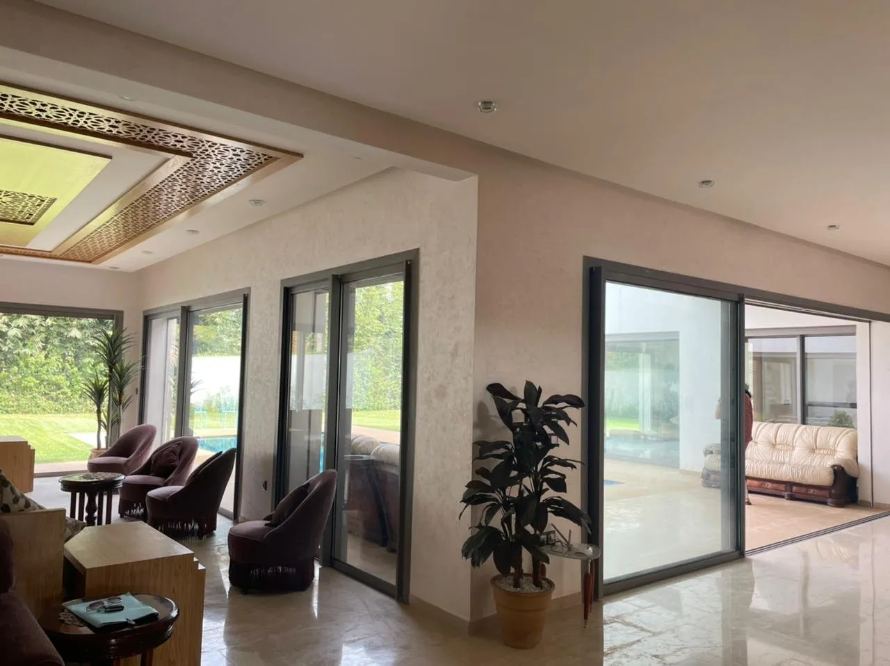 Jolie villa neuve avec piscine à Bassatine El Menzeh - الرباط (3)