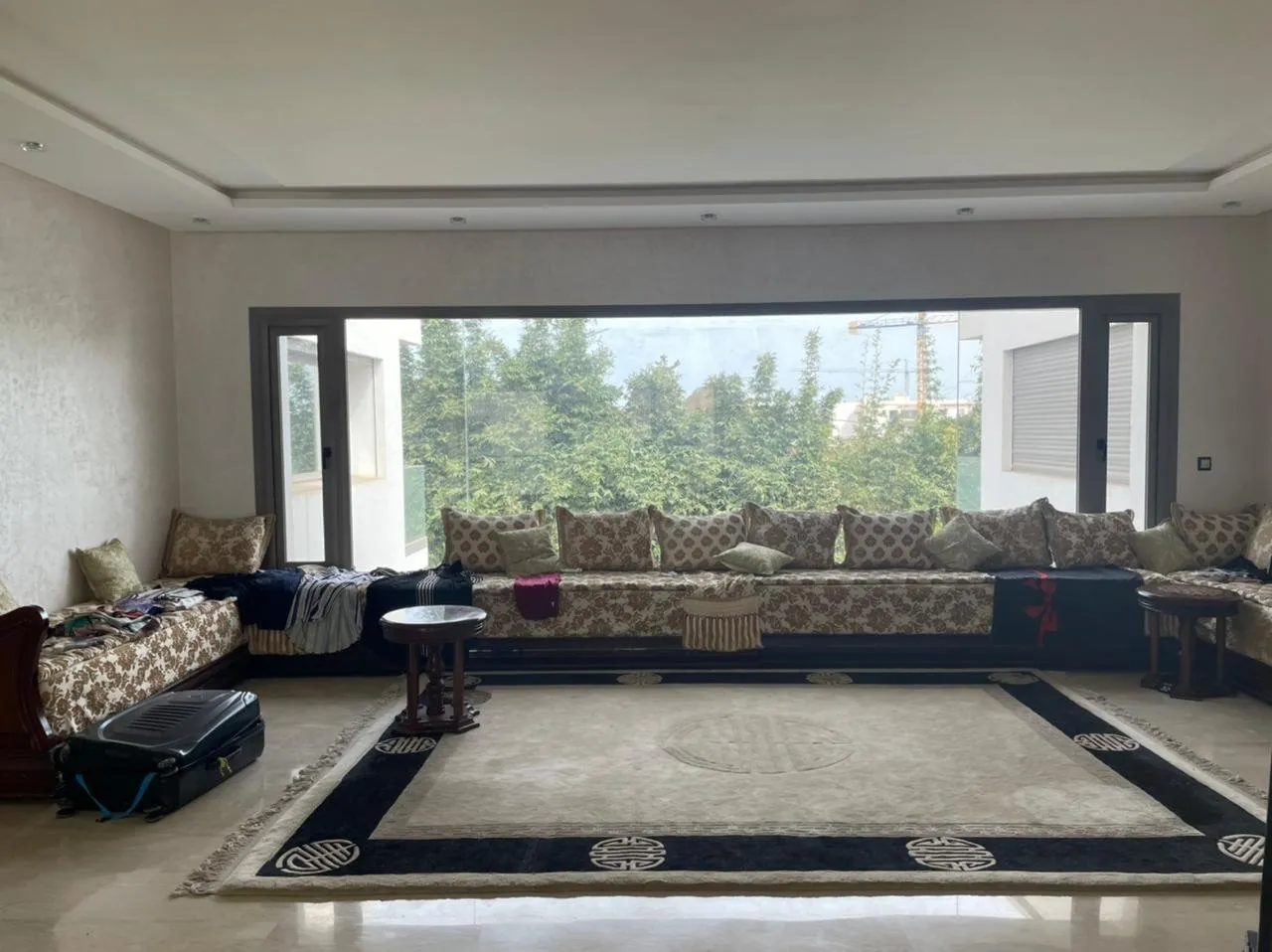 Jolie villa neuve avec piscine à Bassatine El Menzeh - الرباط (4)