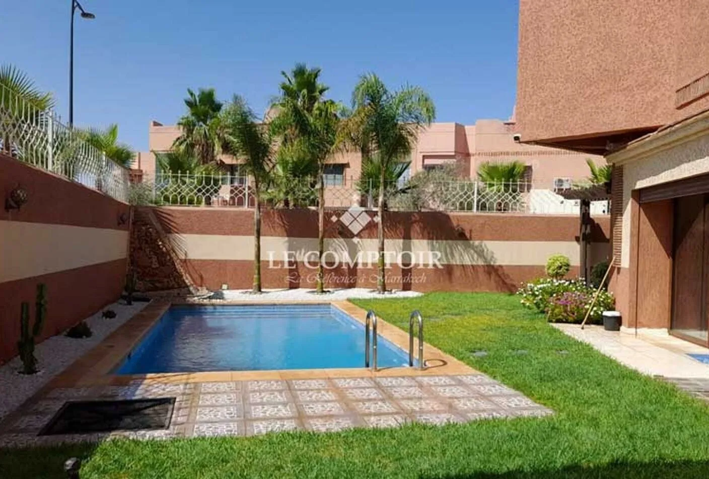 BELLE VILLA A VENDRE-BAB IGHLI-MARRAKECH - مراكش