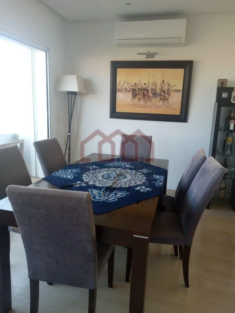 très Jolie villa avec piscine bien située à Harhoura - تمارة (3)