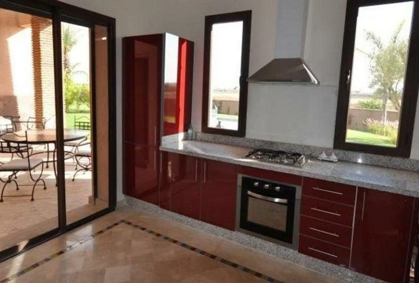 VILLA MEUBLÉE À LA VENTE- ROUTE DE FÈS-MARRAKECH- - مراكش