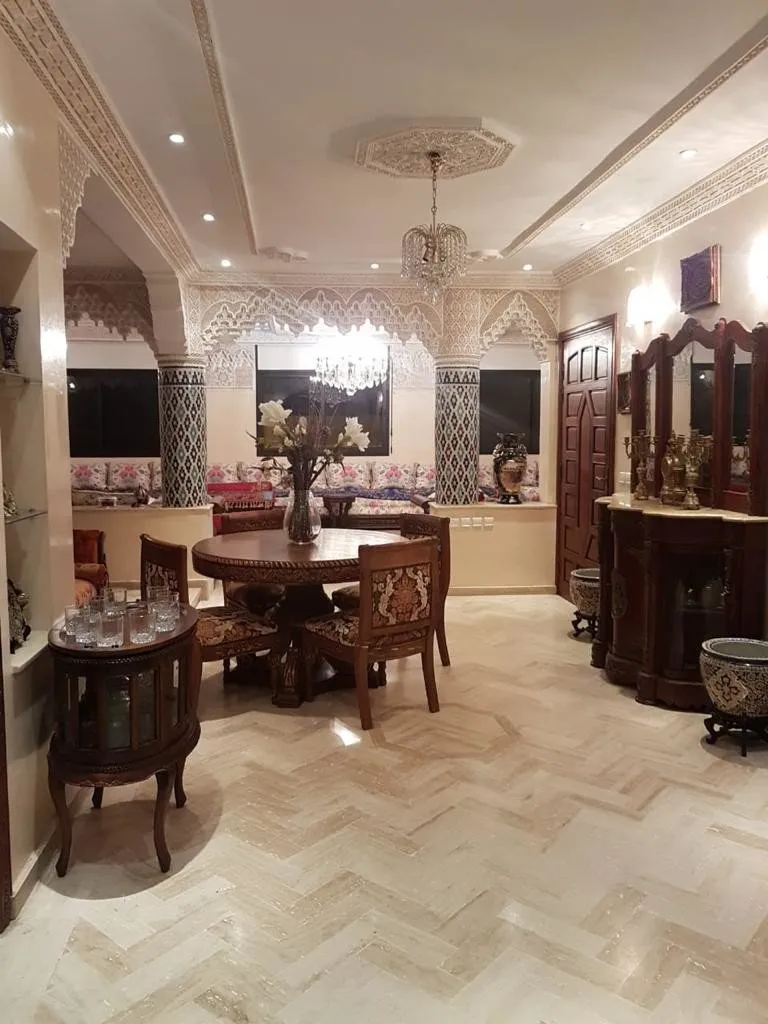 Jolie Maison semi commerciale à Sidi Maarouf - الدار البيضاء