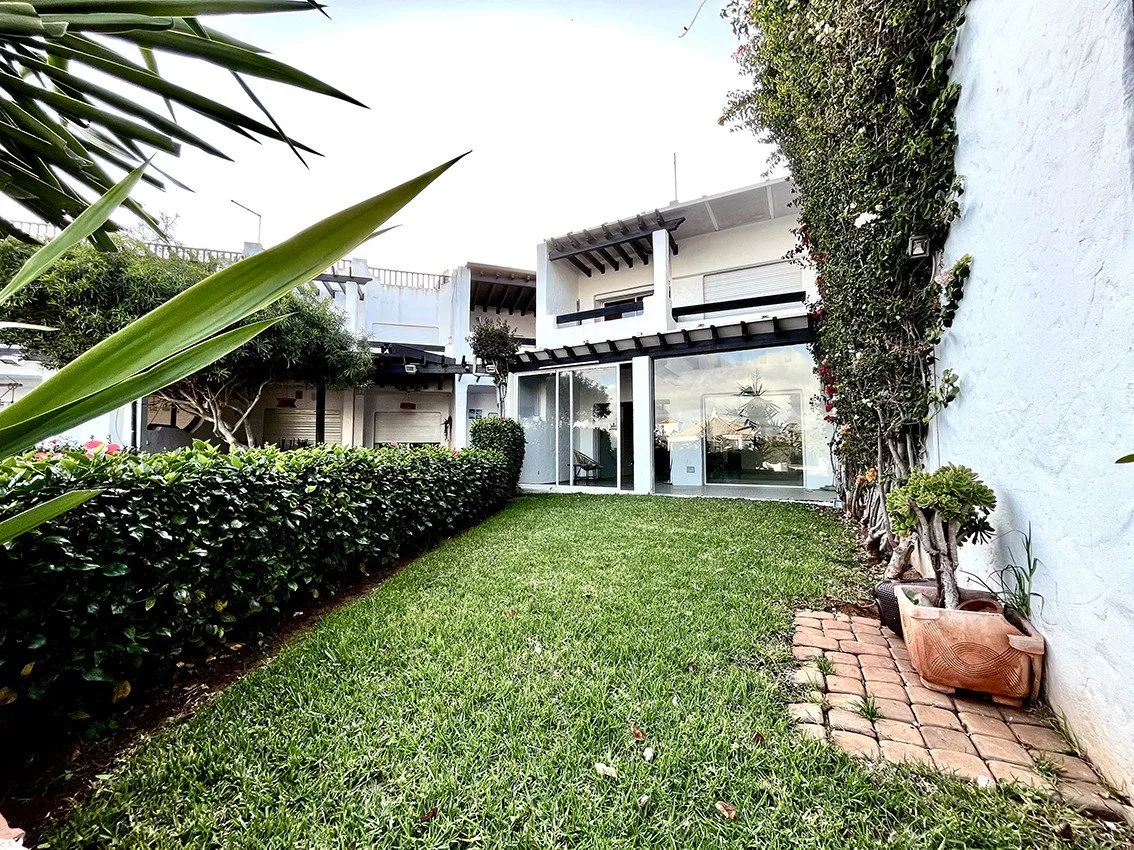 Villa en résidence sécurisée, vue mer. - الدار البيضاء