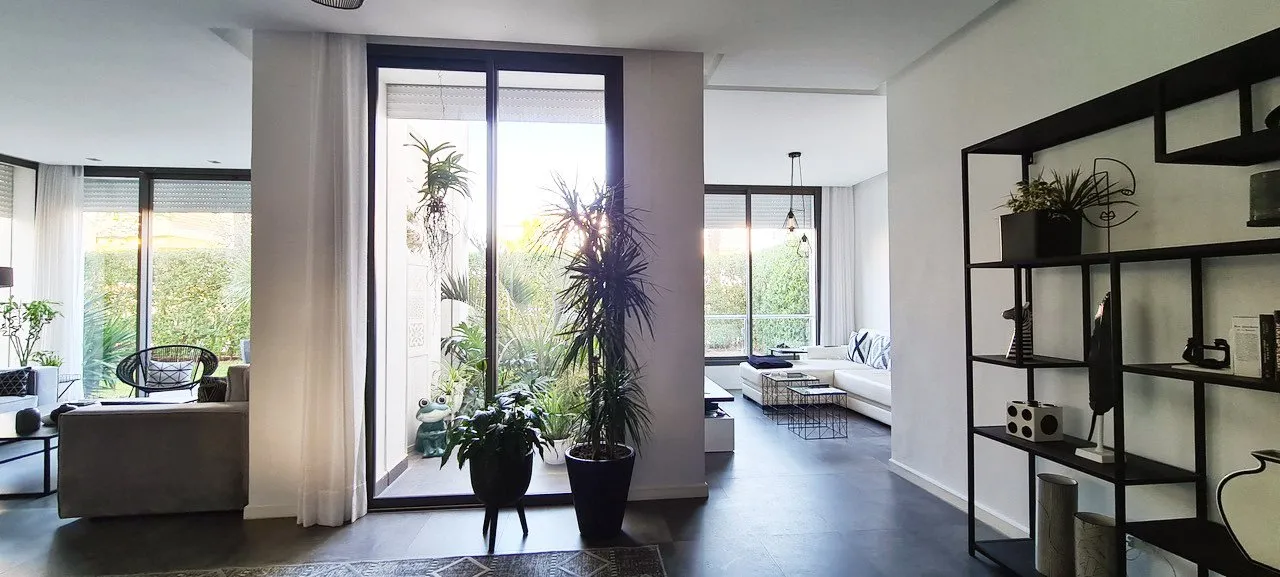 Somptueux duplex en résidence sécurisée - الدار البيضاء (4)