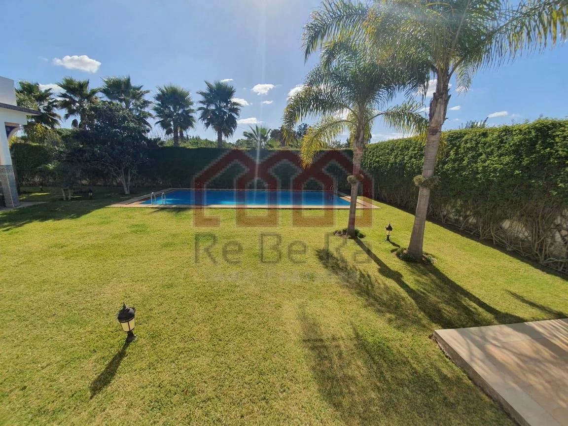 Très Belle Villa Plain Pied avec piscine - الرباط