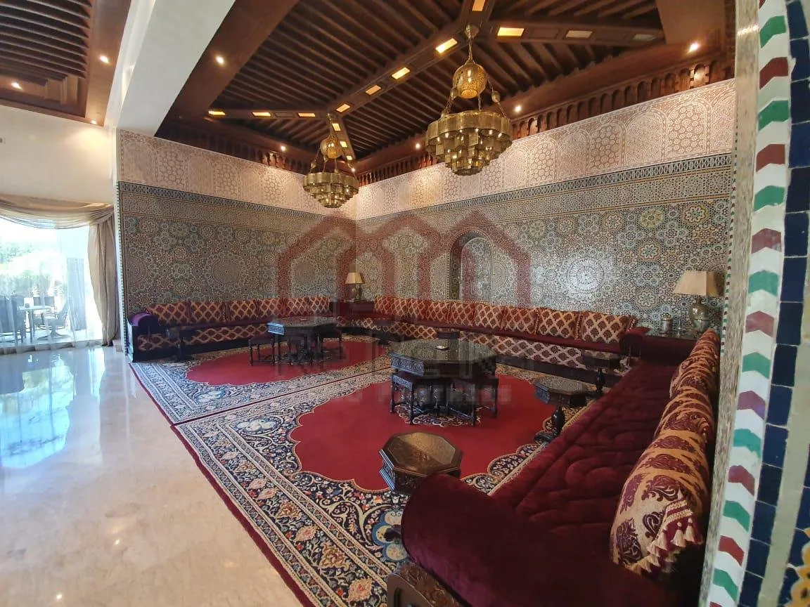 Très Belle Villa Plain Pied avec piscine - الرباط (4)