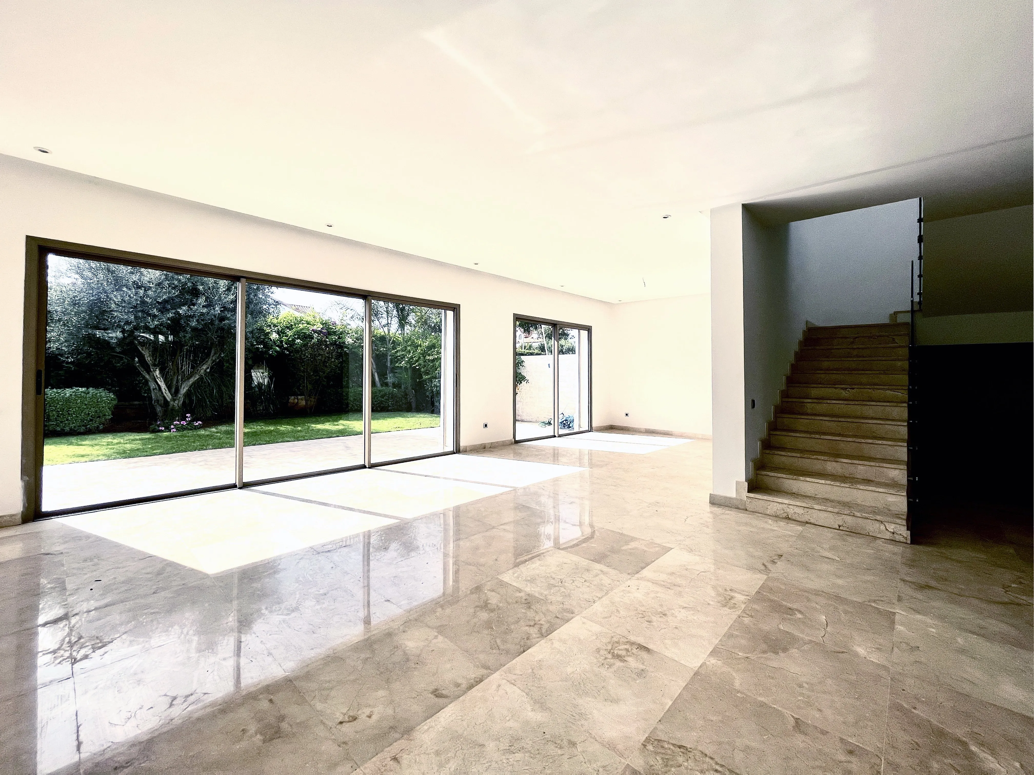 Villa 4 Chambres, de haut standing - الدار البيضاء (3)