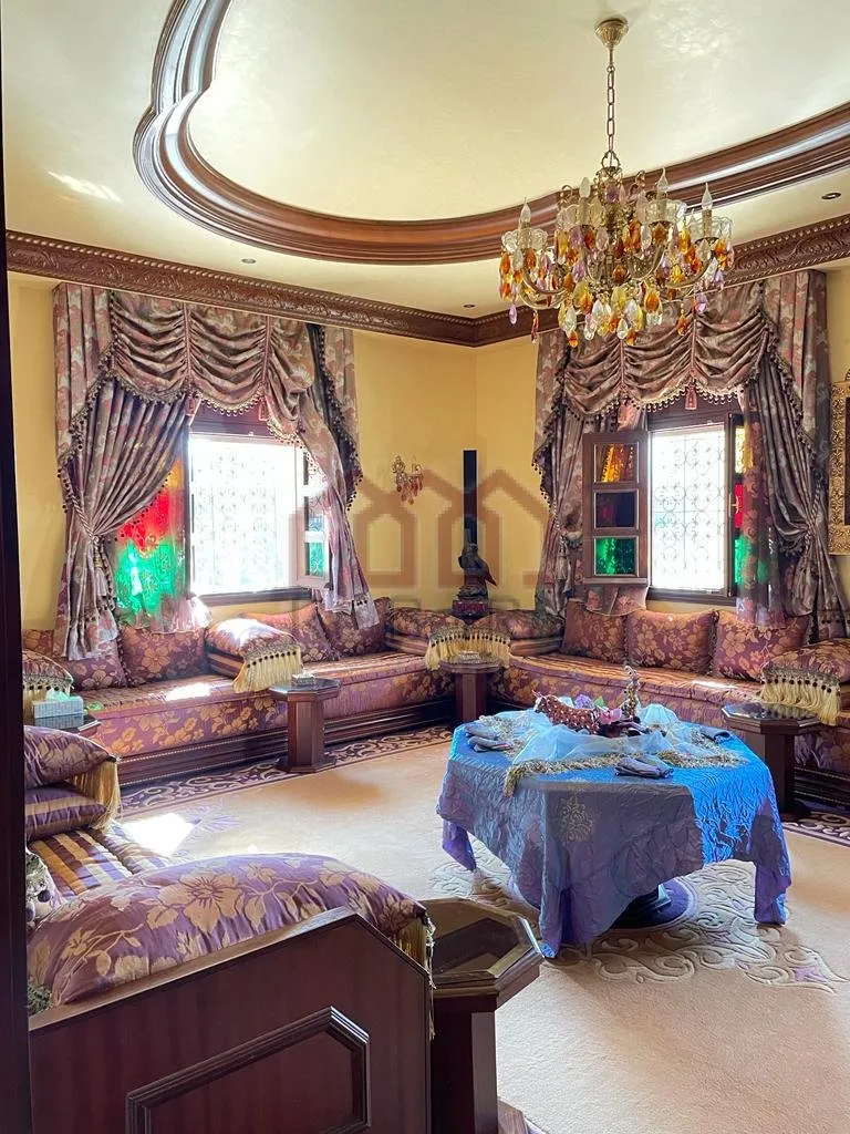Villa plain pied avec piscine - الرباط