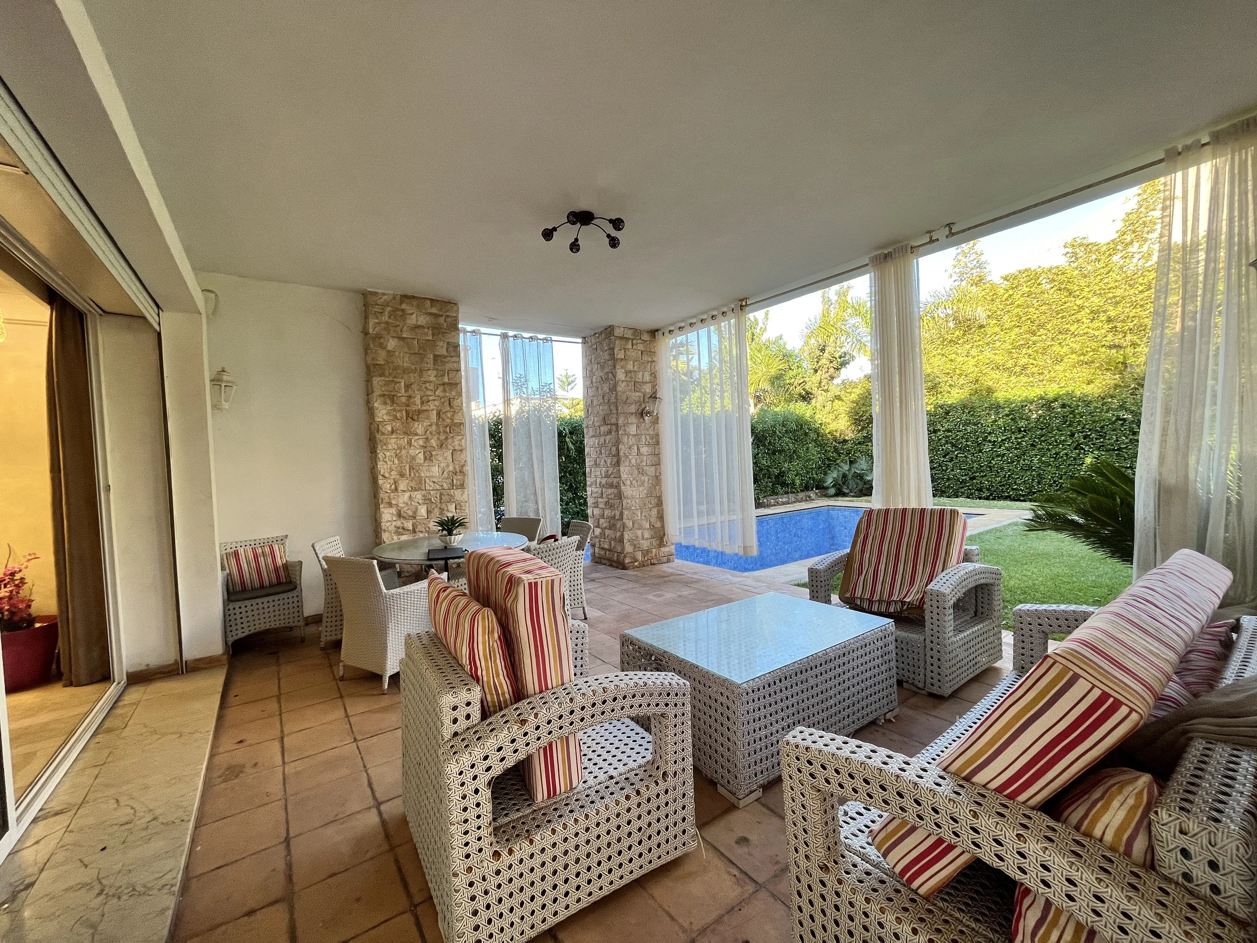 5 Chambres, Résidence Haute Gamme - الدار البيضاء (2)