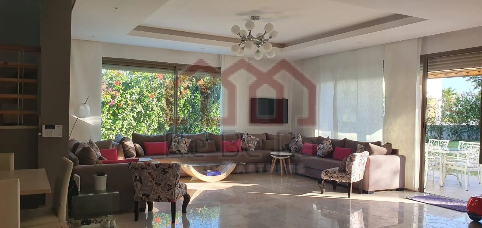 Villa avec piscine à Plage des nations - القنيطرة