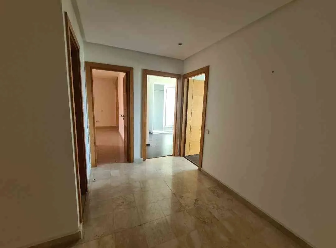Bel appartement à vendre à Hay Riad - الرباط (4)
