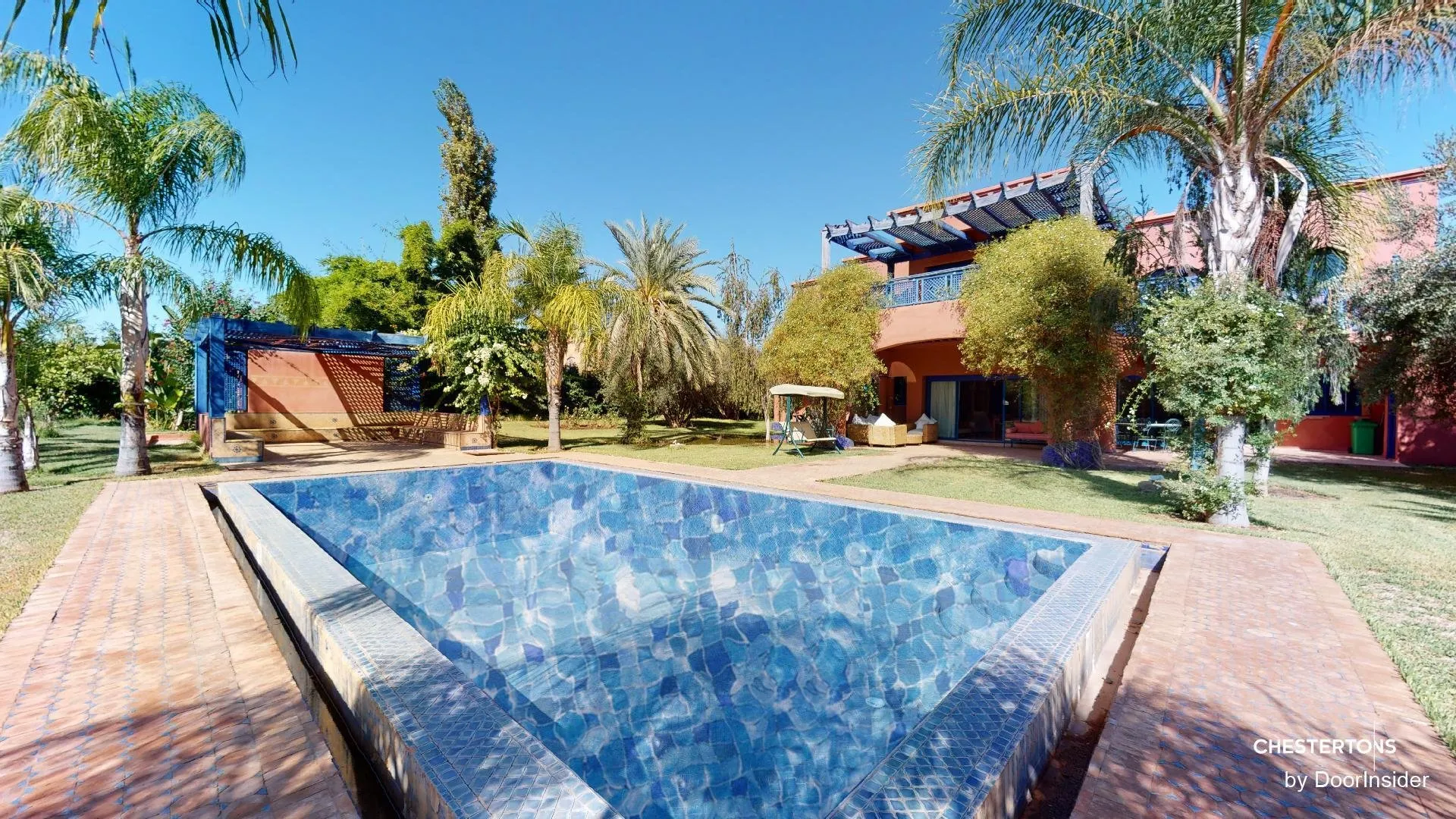 Villa au style traditionnel et moderne - مراكش