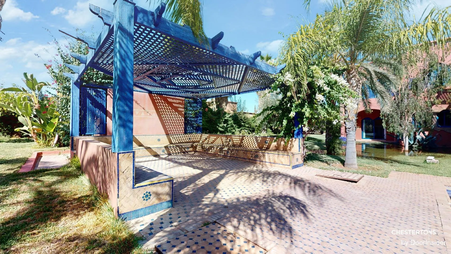 Villa au style traditionnel et moderne - مراكش (3)