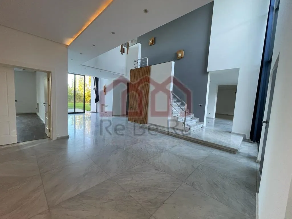 Villa de luxe avec piscine à vendre - الرباط (3)