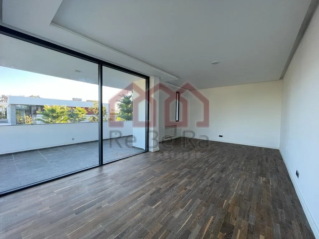 Villa de luxe avec piscine à vendre - الرباط (4)