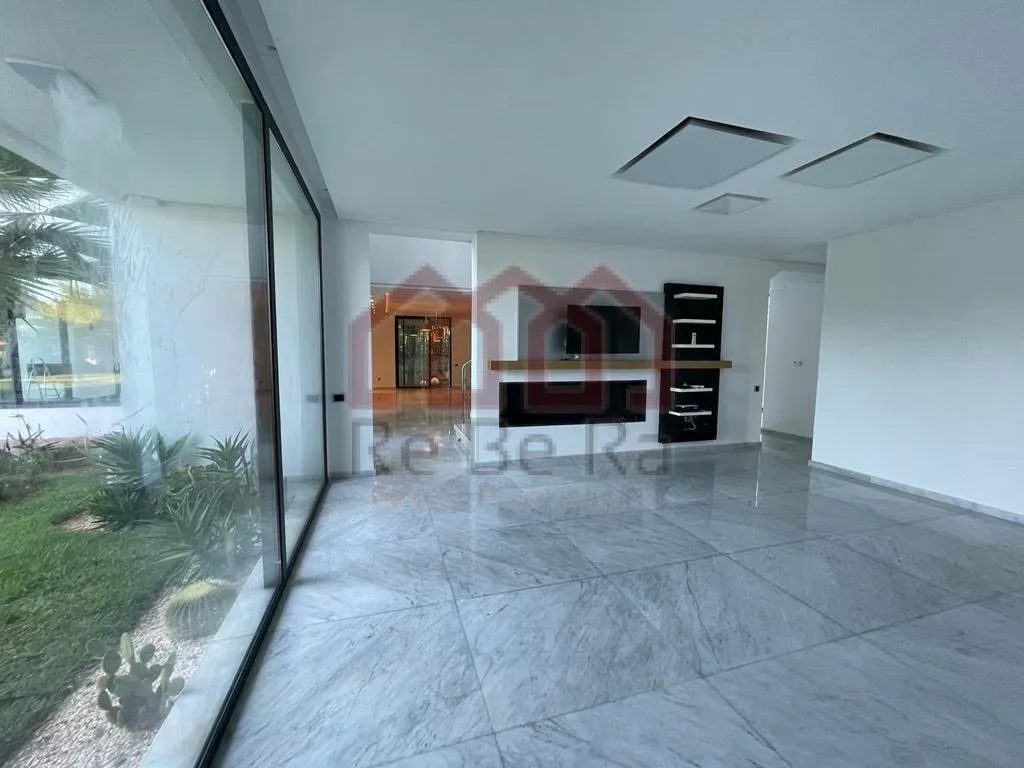 Villa de luxe avec piscine à vendre - الرباط